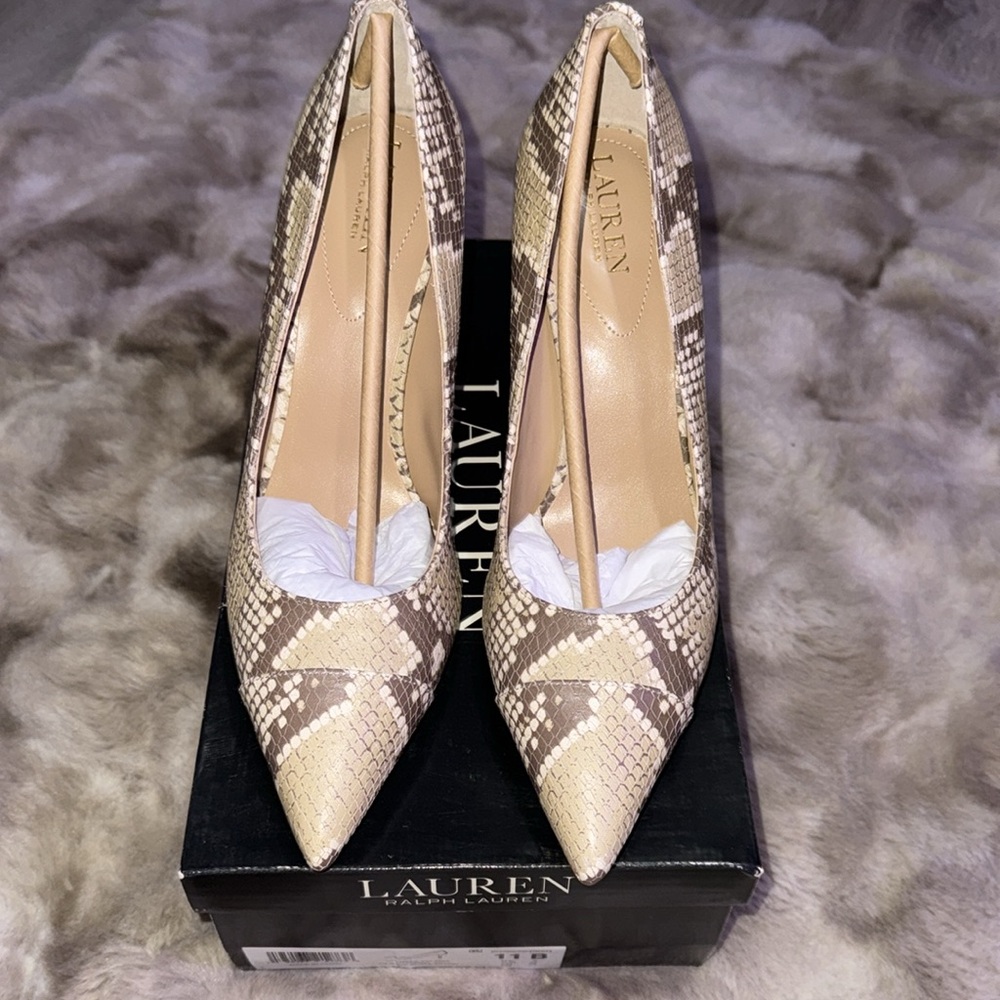 Ralph Lauren heels! Animal print. Size 11B - Picture 7 of 7